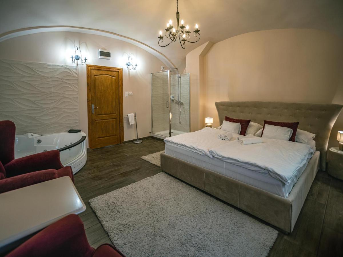 Hotel Regi Posta Es Etterem Debrecen