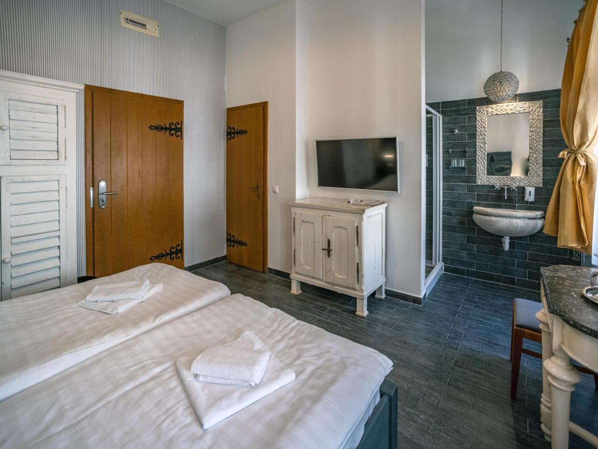 Régi Posta étterem és Szálloda 3*